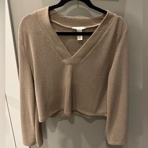 USED. In excellent condition. No stains or flaws!